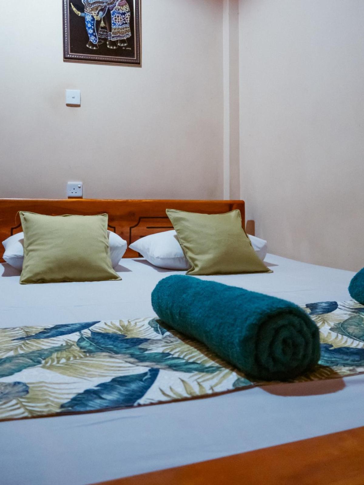 Viveka Inn Guest And Yala Safari Tissamaharama Kültér fotó