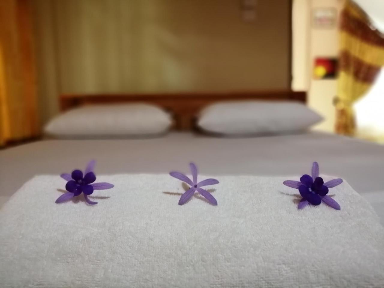 Viveka Inn Guest And Yala Safari Tissamaharama Kültér fotó